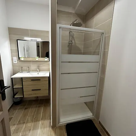 펜션 La Petite Maison D'elodie Avec