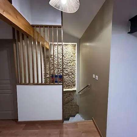 La Petite Maison D'elodie Avec Saint-Alvère