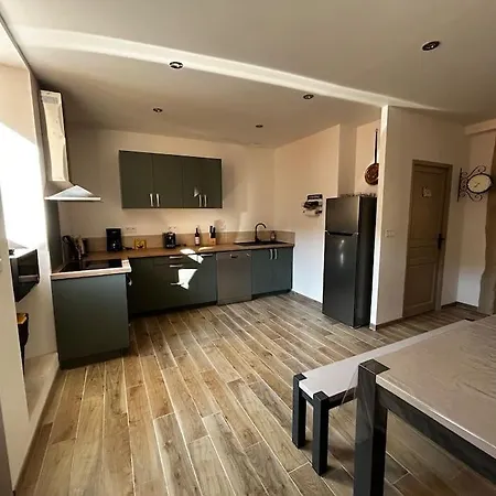펜션 La Petite Maison D'elodie Avec