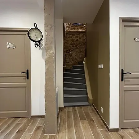 펜션 La Petite Maison D'elodie Avec Saint-Alvère