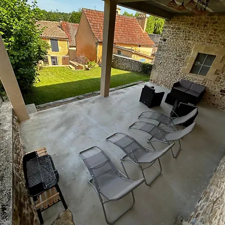 La Petite Maison D'elodie Avec Saint-Alvère