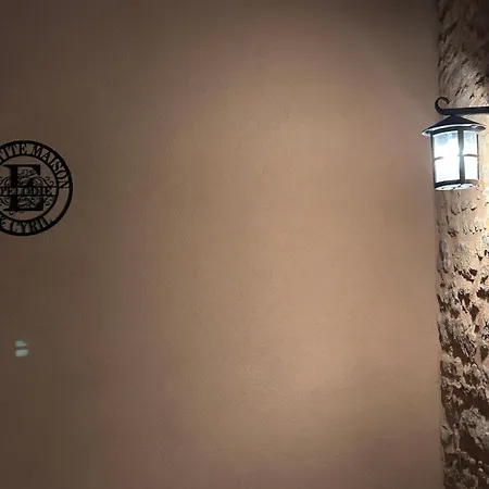La Petite Maison D'elodie Avec 펜션 Saint-Alvère