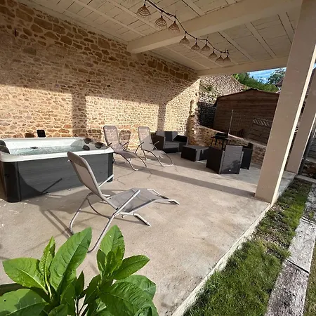 La Petite Maison D'elodie Avec 펜션