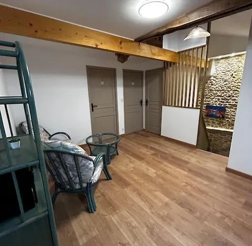 La Petite Maison D'elodie * Saint-Alvère