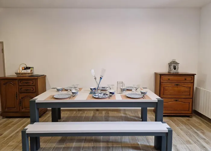 La Petite Maison D'elodie Semesterbostad